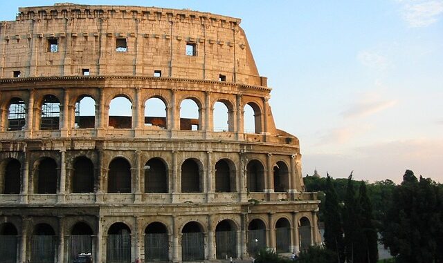 7. Forum Etkin ile İş Dünyası Üzerine Tartışmalar 7. Forum Etkin ile İş Dünyası Üzerine Tartışmalar